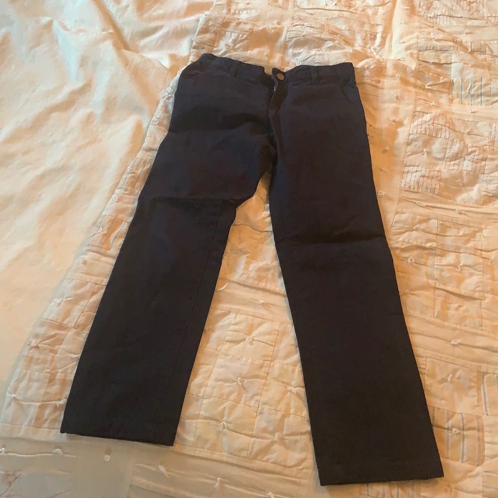 Beautiful dark navy pants runs small hardly worn in great condition